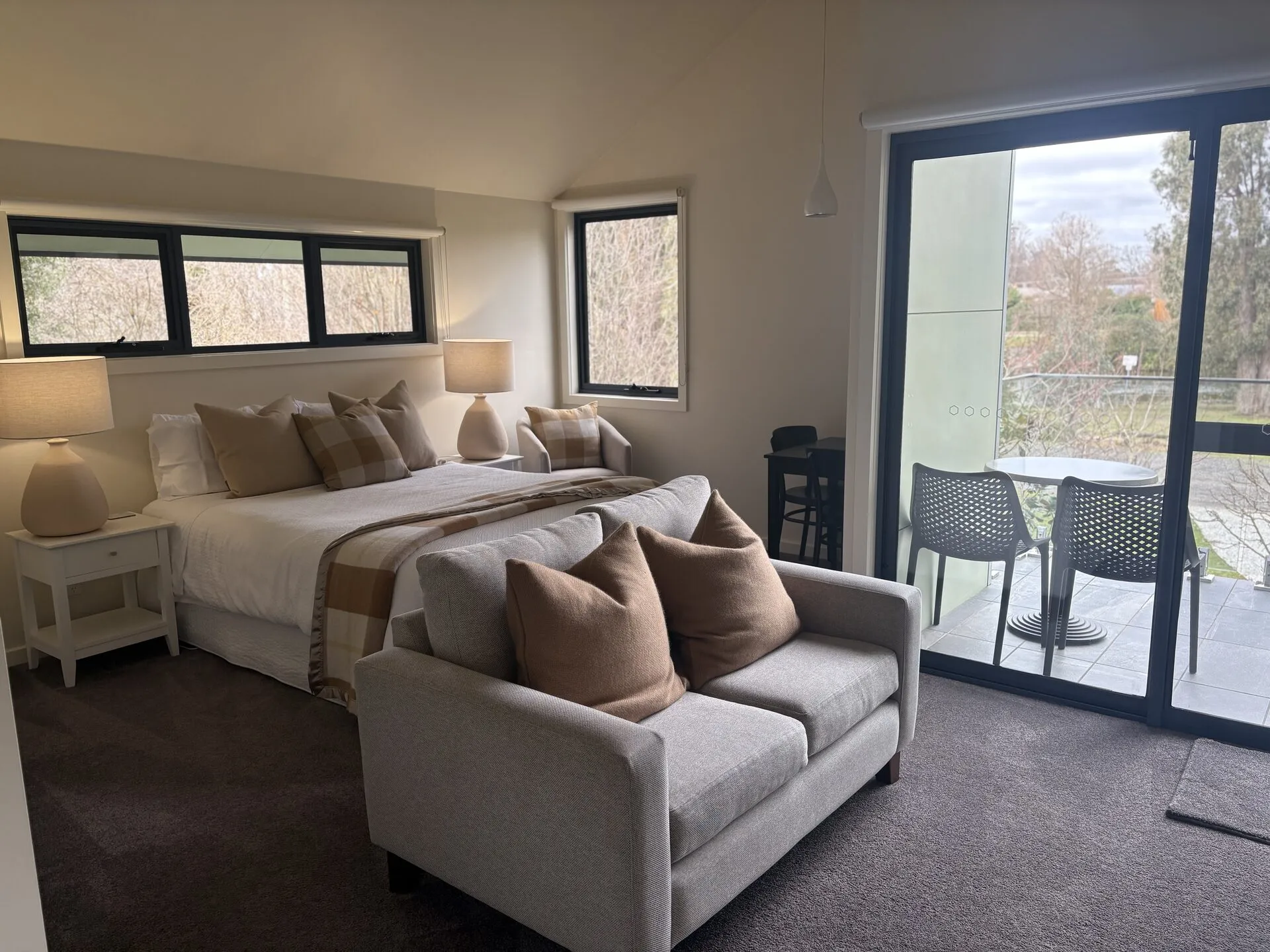 Accommodation at Trentham Lake Villas